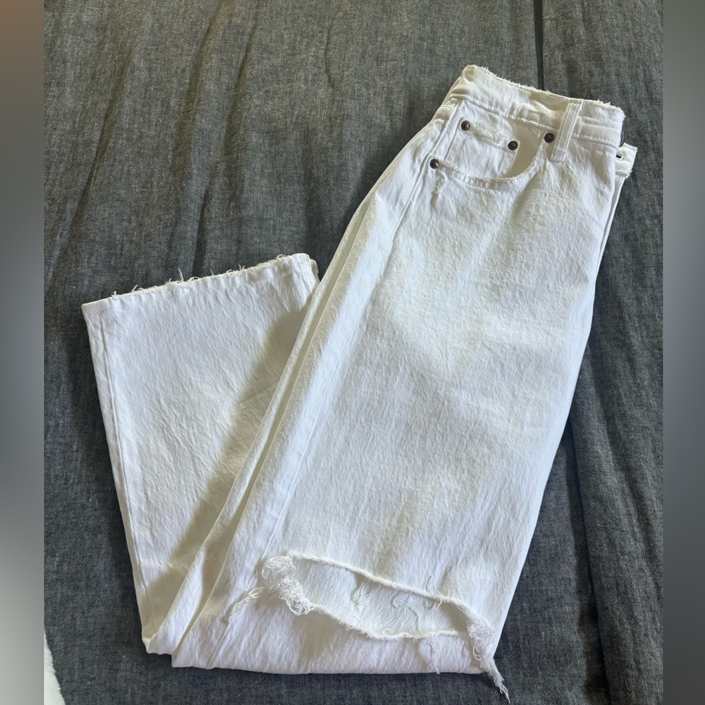 Abercrombie Size 25 Low Waisted Jeans